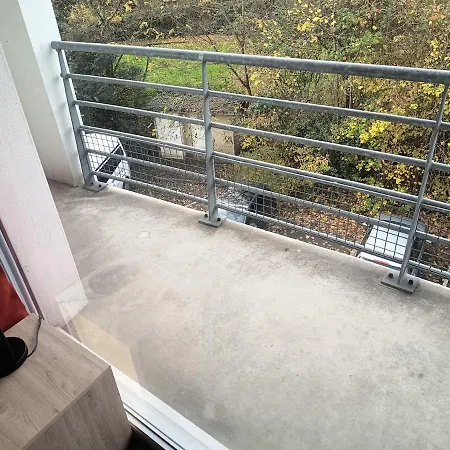 Grand 4 Couchages Proche Universite Et Chu Apartamento *